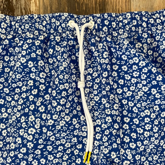 Men’s Blue & White Patterned Swim Trunks w/ Elastic Waistband Drawstring Size L - Picture 8 of 15